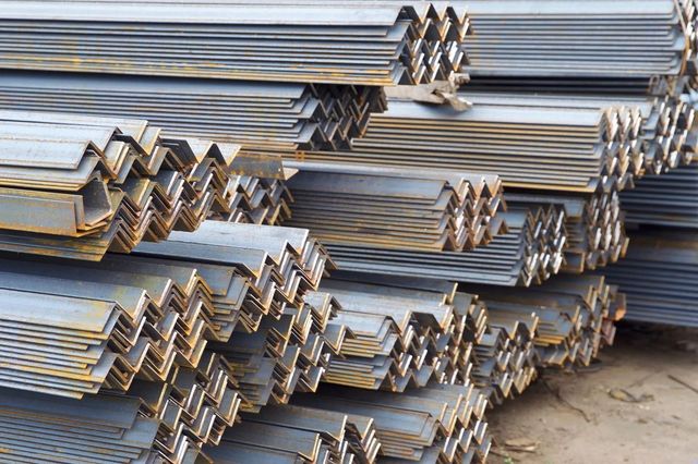 How Rolled Bar Enhances the Quality of Metal Products